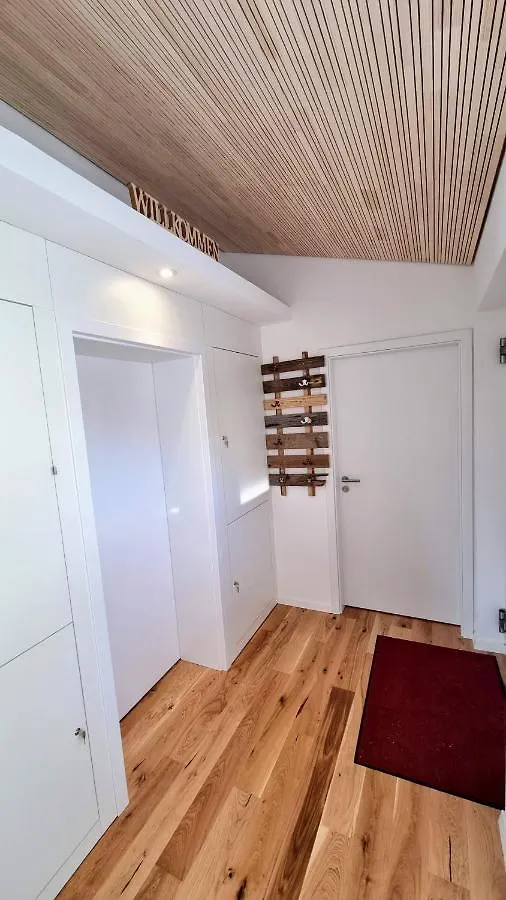 Exklusives Holzhaus Mit Bergbahn - Baden-Baden Im Schwarzwald Villa 0*,  Germany